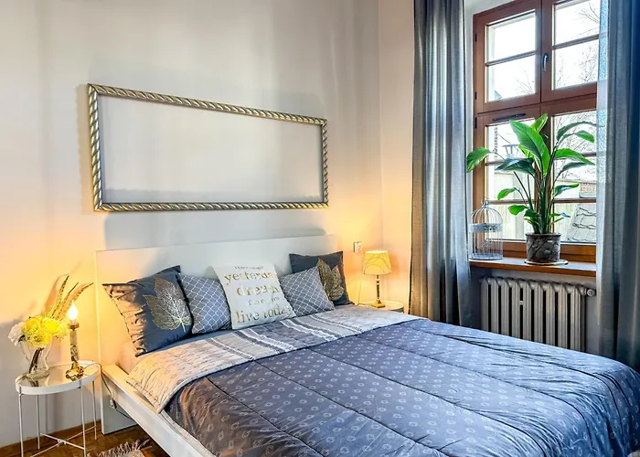 Luxury Decor & Amazing Island Views, Center! 5mins Rynek