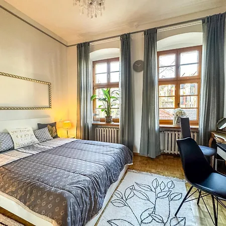 Διαμέρισμα Luxury Decor & Amazing Island Views, Center! 5mins Rynek *