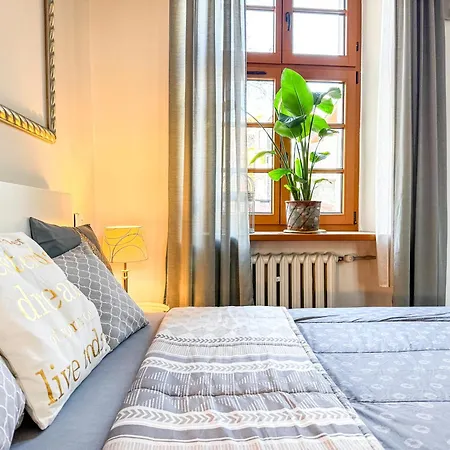 Luxury Decor & Amazing Island Views, Center! 5mins Rynek Lejlighed