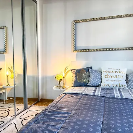 Διαμέρισμα Luxury Decor & Amazing Island Views, Center! 5mins Rynek *